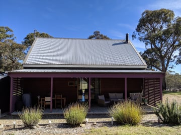 Top of the Range Jindabyne - Pet Friendly Accommodation - Jindabyne, NSW