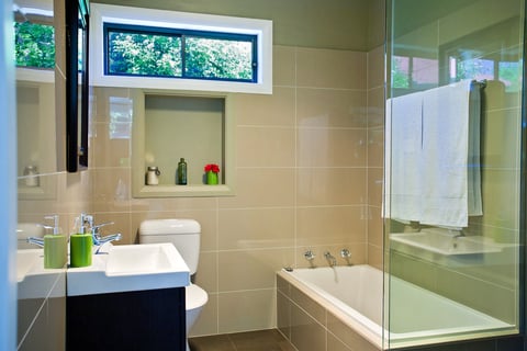 Darling Cottage - Newly Renovated Bathroom