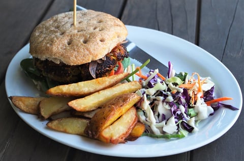 BBQ Tempeh Burger - gluten free, vegetarian