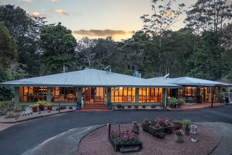 Couple Friendly Accomodation